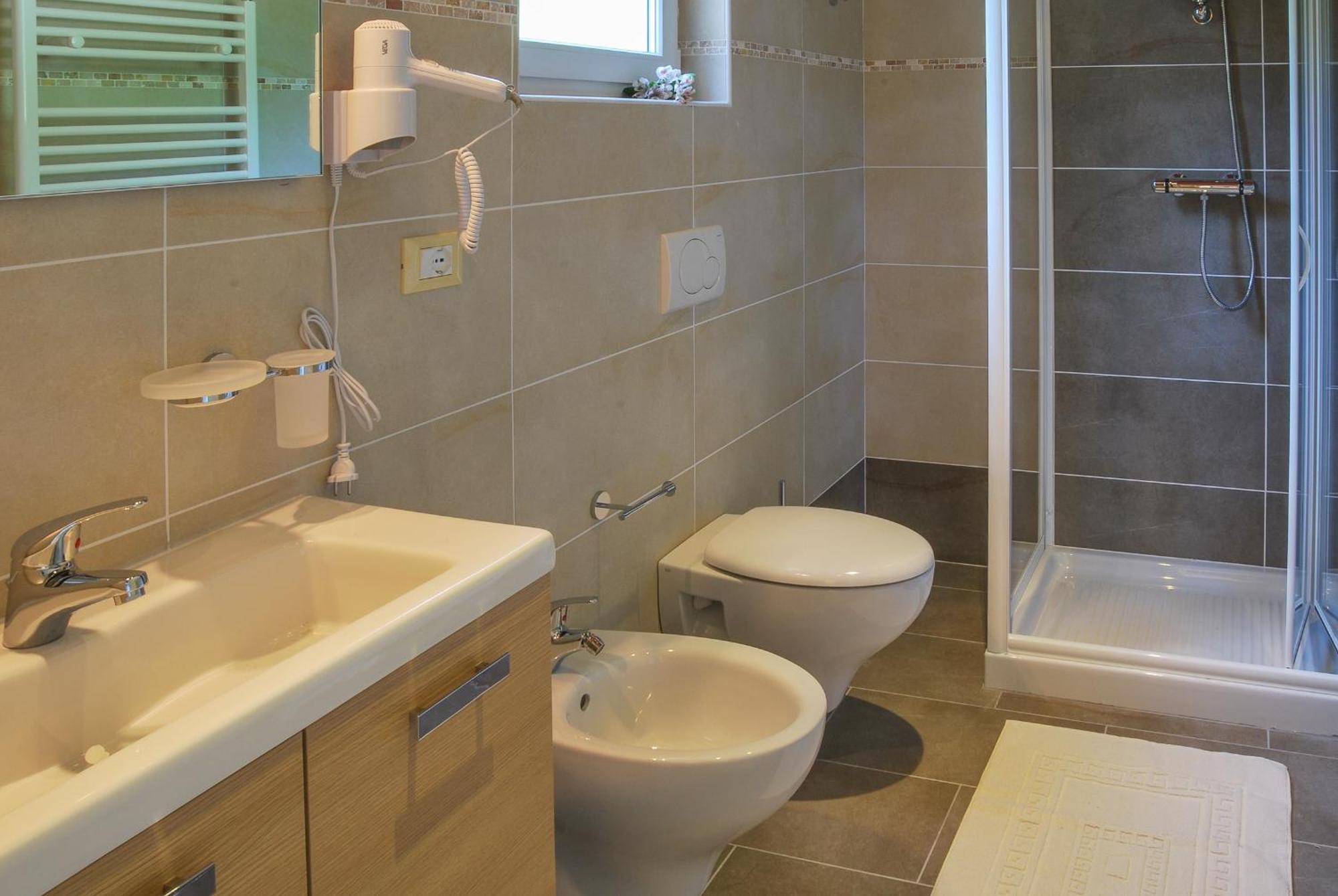 Residence Usignolo Trarego Phòng bức ảnh
