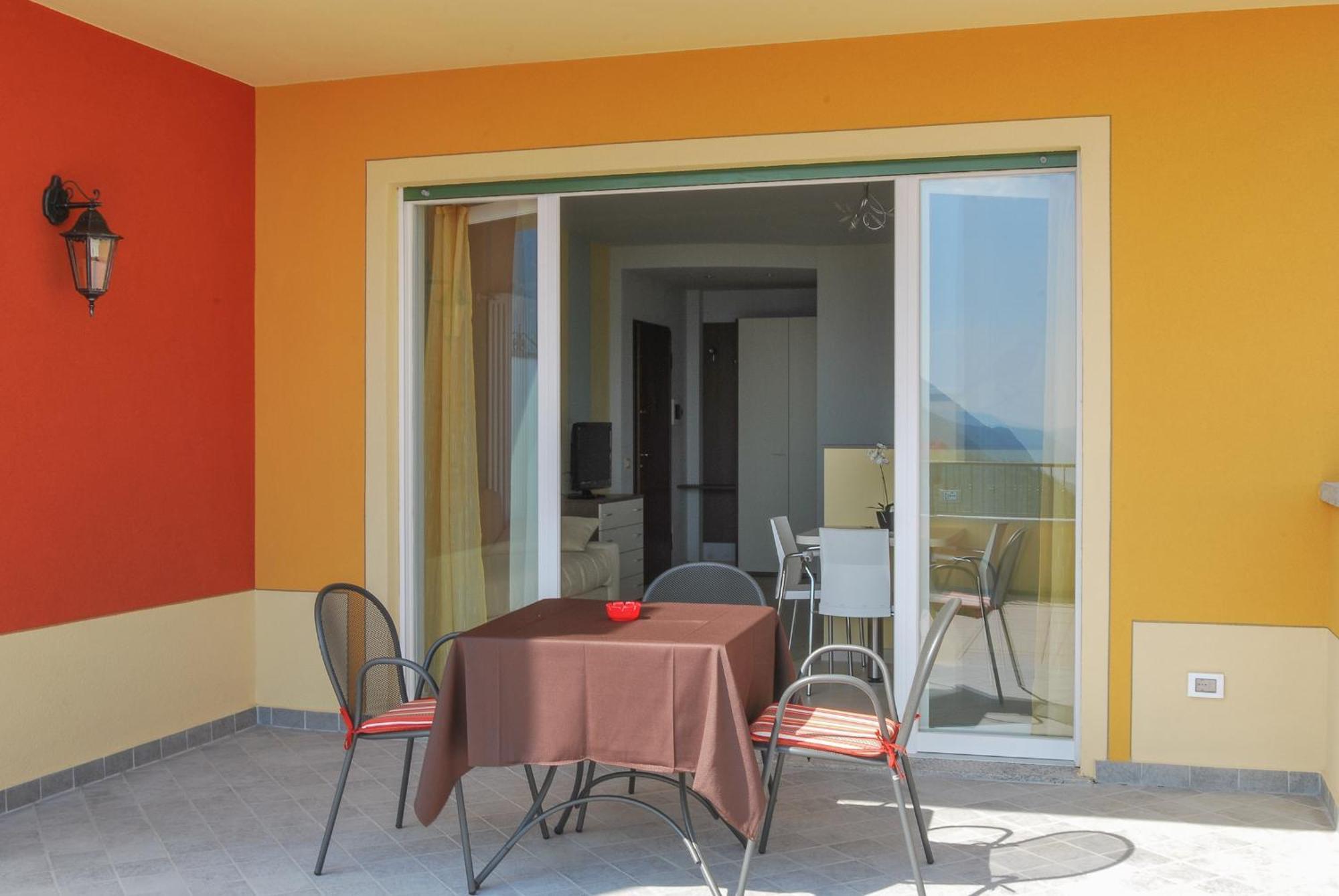 Residence Usignolo Trarego Phòng bức ảnh
